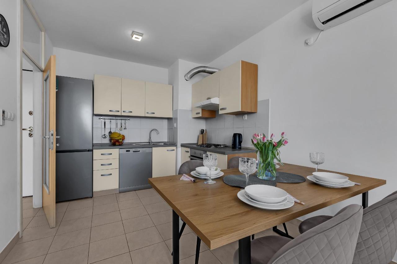 Apartman Magnolia Makarska Exteriör bild