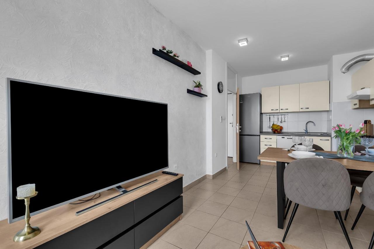 Apartman Magnolia Makarska Exteriör bild